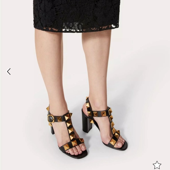 Brand new Valentino sandals. Never worn! - Picture 7 of 7